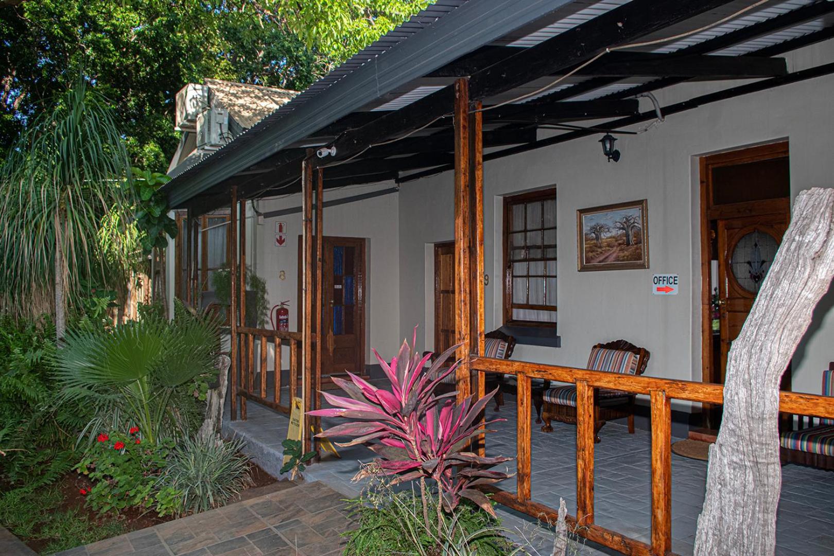 Dei Gratia Guest House Мусіна Екстер'єр фото