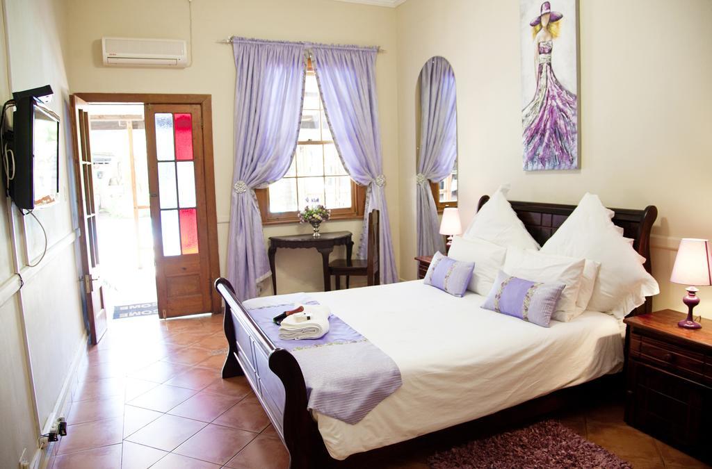 Dei Gratia Guest House Мусіна Екстер'єр фото